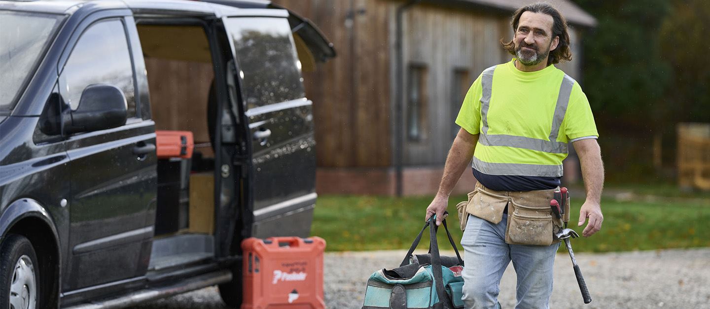Tradesman and AXA Customer, Steve Follard, heading to work