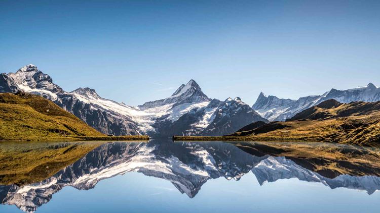 Lake with reflecting mountain