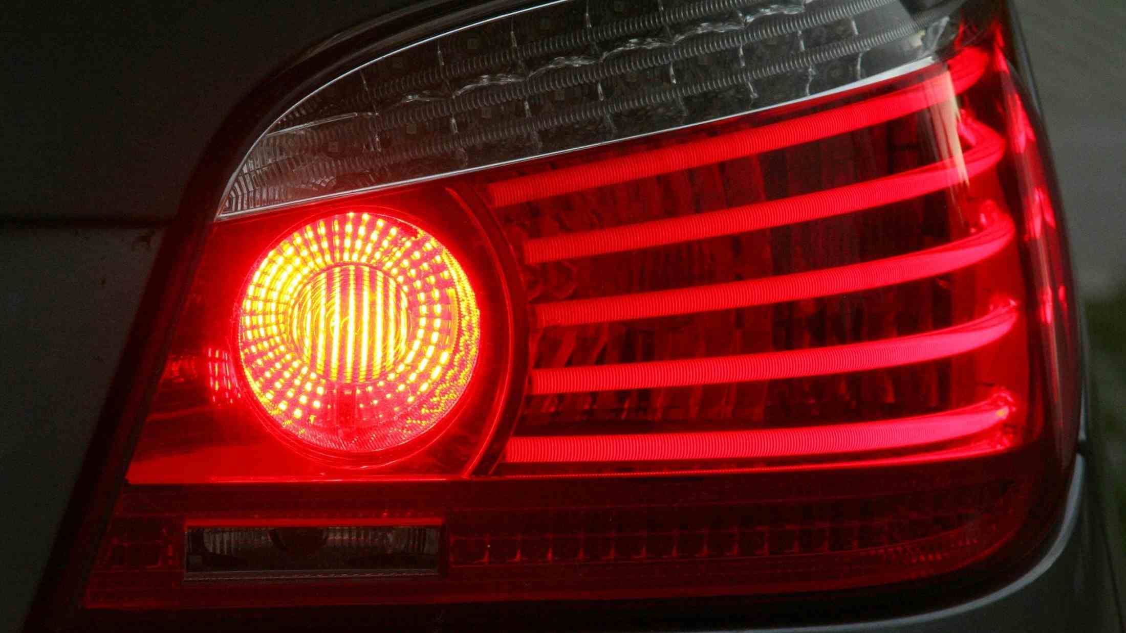 A car reverse light
