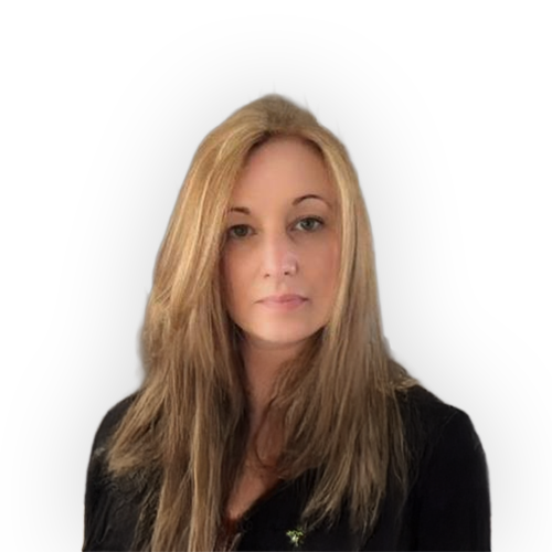 Headshot of Dawn Keijzer, Apprenticeship & Professional Qualifications Manager at AXA UK