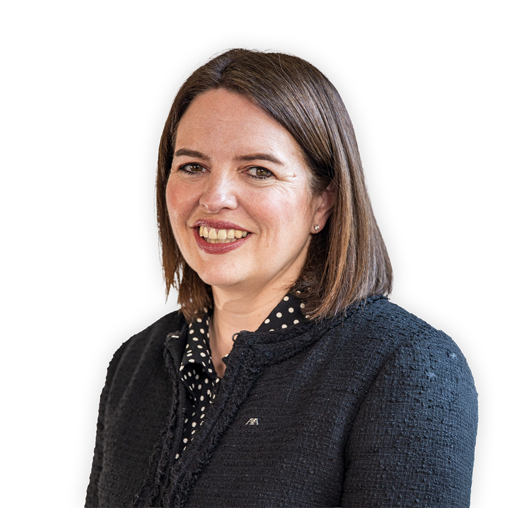 Headshot of Sarah Mallaby, Distribution and Trading Director at AXA Commercial